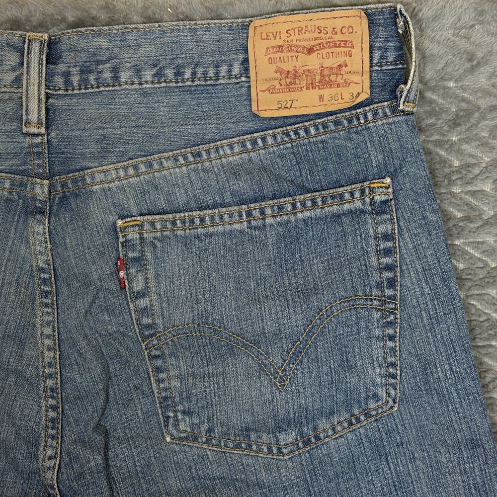 Vintage Levis 527 Jeans Mens 36x34 Blue Medium Wash Cotton Bootcut Denim Y2K - Picture 13 of 15
